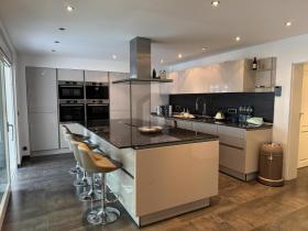 Fin maisons mitoyennes Essen Achat Allemagne