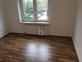 Többcsaládos Krefeld Eladó Németország