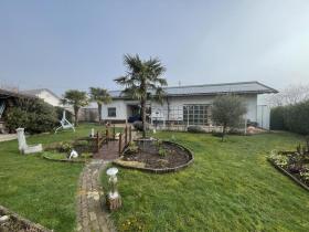 müstakil ev satılık 'de Weiskirchen-Thailen, Almanya müstakil ev satılık 'de Weiskirchen-Thailen, Almanya