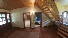 Odvojena kuća Aerzen Prodajem Njemačka