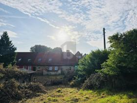 Halfvrijstaande woning te koop in Plaaz, Germany