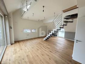 Duplex apartment for sale in Deutsche Post-Haubenschloß, Germany Duplex apartment for sale in Deutsche Post-Haubenschloß, Germany