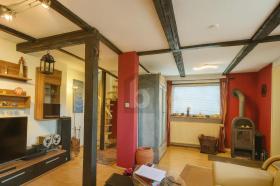 Halfvrijstaande woning te koop in Diekholzen, Germany