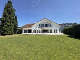 Villa for sale in Überlingen, Germany