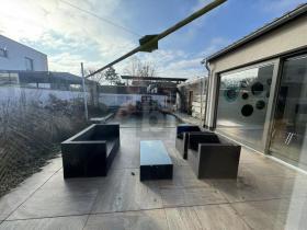 Lakó-és kereskedelmi épület Efringen-Kirchen Eladó Németország