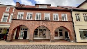 Casa plurifamiliare in vendita a Parchim-Ardesia, Germania Casa plurifamiliare in vendita a Parchim-Ardesia, Germania