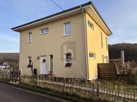 Detached house for sale in Nohfelden-Sankt Wendel, Germany Detached house for sale in Nohfelden-Sankt Wendel, Germany