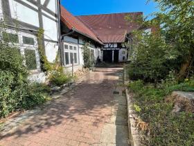 Lakó-és kereskedelmi épület Bad Münder am Deister Eladó Németország