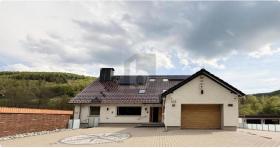 两户住宅 哈茨山麓赫茨贝格  德国