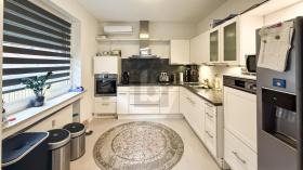 Дом на две семьи Гарбсен Продажа Германия