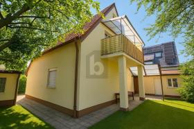 terreno edificabile In vendita a Monaco-Bezirksteil Schwere-Reiter-Straße, Germania