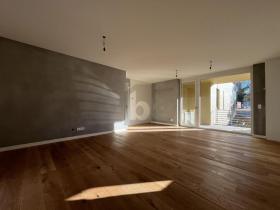 شقة في الطابق الأرضي Deutsche Post للبيع ألمانيا