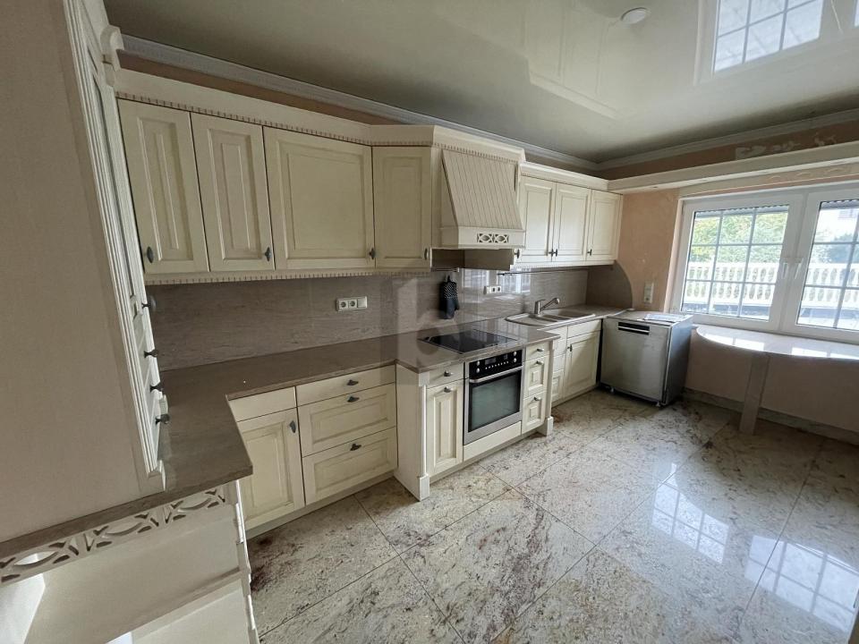 Πολυκατοικία Weilmünster Προς πώληση Γερμανία