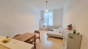 Floor Apartment For Sale in Brema-Neustadt, Germany