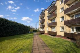 Gulv Leilighet  Til salgs i Bielefeld-Heeperholz, Tyskland