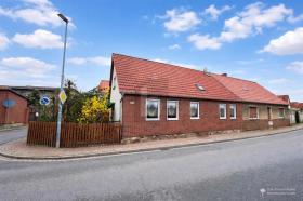 Semi-detached house For Sale in Tangerhütte, Germany