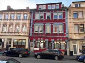 Çok aileli ev Satılık 'de Sulzbach/Saar, Almanya