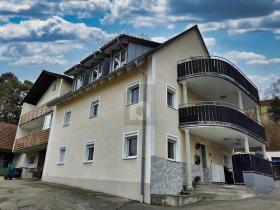 Mehrfamilienhaus Zu verkaufen in Mainburg-Sandelzhausen, Deutschland