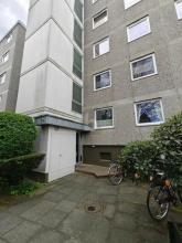 Floor Apartment For Sale in Köln-Hahnwald, Germany