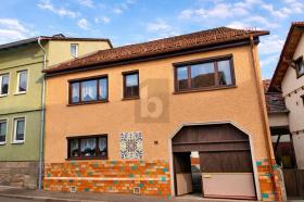 Detached house For Sale in Schwallungen-Schmalkalden-Meiningen, Germany