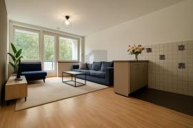 Ground floor apartment For Rent in Hamburg, Germany Ground floor apartment For Rent in Hamburg, Germany