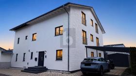 Semi-detached house For Sale in Bad Säckingen-Rippolingen, Germany