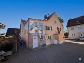 Vivienda unifamiliar En venta en Jestetten-Waldshut, Alemania Vivienda unifamiliar En venta en Jestetten-Waldshut, Alemania