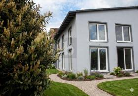 Floor Apartment For Rent in Obernburg am Main-Obernburg, Germany