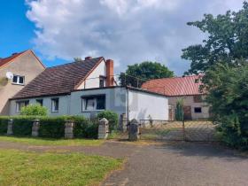 Detached house For Sale in Heiligengrabe-Grabow bei Blumenthal, Germany