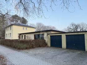 Multi family For Sale in Wilhelmshaven, Germany Multi family For Sale in Wilhelmshaven, Germany
