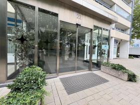 Floor Apartment For Sale in Hamburg, Germany