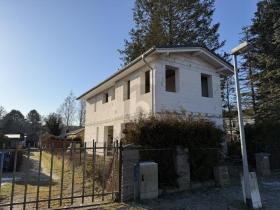 Detached house For Sale in Königs Wusterhausen-Niederlehme, Germany Detached house For Sale in Königs Wusterhausen-Niederlehme, Germany