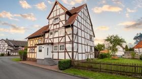 Dom wolnostojący Na sprzedaż w Staufenberg-Göttingen, Niemcy Dom wolnostojący Na sprzedaż w Staufenberg-Göttingen, Niemcy