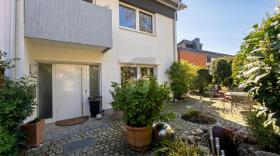 Rijtjeshuis te koop in Göttingen-Göttingen, Germany