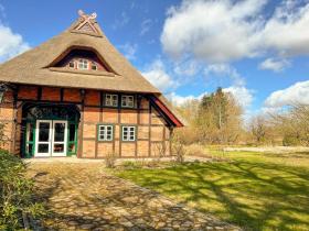 Vidéki ház Eladó a oldalon. Utecht-Nordwestmecklenburg kerület, Németország Vidéki ház Eladó a oldalon. Utecht-Nordwestmecklenburg kerület, Németország