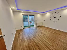 Apartamento en planta baja En venta en Neusaß-Westheim, Alemania Apartamento en planta baja En venta en Neusaß-Westheim, Alemania