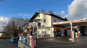 Living & Firm, business-like In vendita a Kenzingen-Emmendingen, Germania Living & Firm, business-like In vendita a Kenzingen-Emmendingen, Germania
