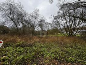 building ground  For Sale in Oberbettingen-Landkreis Vulkaneifel, Germany