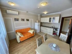 扁平 待售 于 内塞布尔, 保加利亚 扁平 待售 于 内塞布尔, 保加利亚