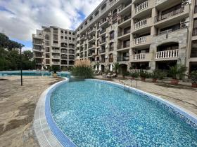 扁平 待售 于 阳光沙滩, 保加利亚