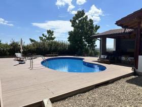 ハウス コシャリツァ 販売中 ブルガリア