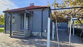 Σπίτι Γκιουλιόβτσα Προς πώληση Βουλγαρία
