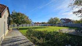 Σπίτι Γκιουλιόβτσα Προς πώληση Βουλγαρία