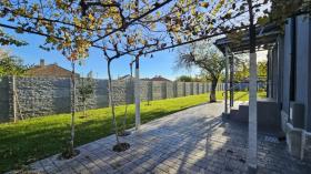 Σπίτι Γκιουλιόβτσα Προς πώληση Βουλγαρία