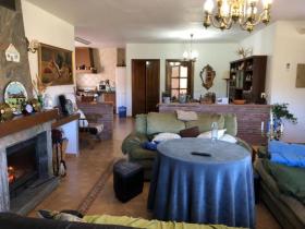 Villa for sale in Alora, Spain