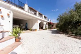 Country house for sale in Alora, Spain