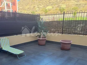 مسطحة Arona  اسبانيا