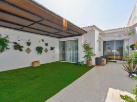 Bungalow en vente à Guide d'Isora-Plage de San Juan, Espagne