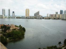 Квартиры Авентура Продажа США