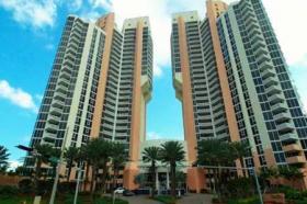 Plat Sunny Isles Beach Te Koop Verenigde Staten